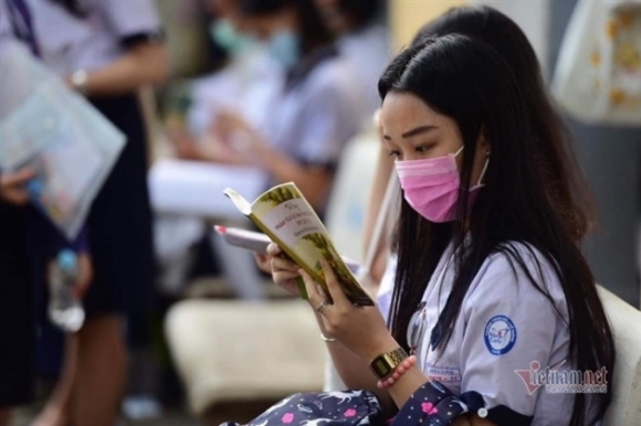 1 Xuat Hien Bai Thi Ngu Van Dat 95 Diem O Tphcm