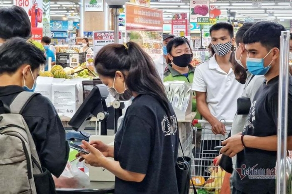 9 Do Xo Di Mua Hang Sieu Thi O Ha Noi Do Tam Ly Dich Covid 19