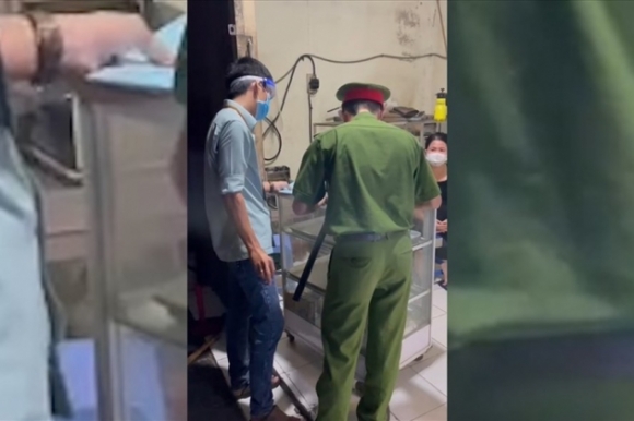 1 Xuat Hien Them Clip Ong Tran Le Huu Tho Den Tan Lo Banh Mi Xu Phat