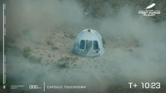 4 Nguoi Giau Nhat The Gioi Bay Len Ria Vu Tru