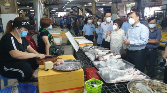 2 Bo Cong Thuong De Nghi Tphcm Nghien Cuu Som Mo Them Cho Truyen Thong