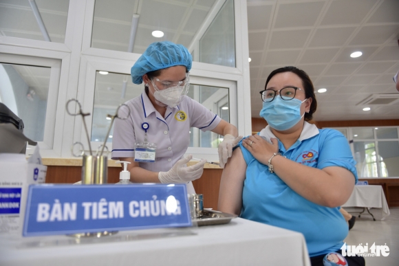 7 Nhieu Nguoi Dan Tphcm Vui Mung Duoc Tiem Vac Xin Covid 19