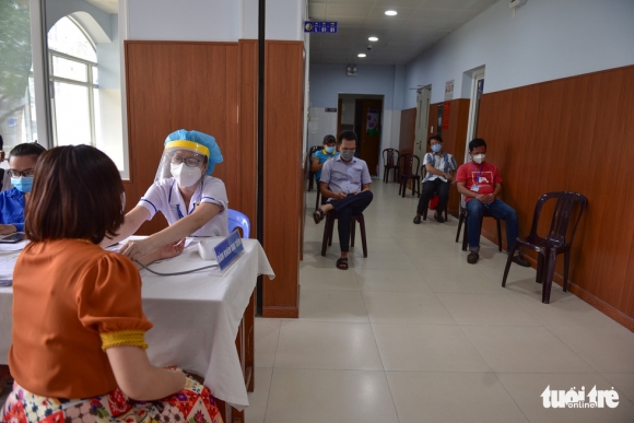 9 Nhieu Nguoi Dan Tphcm Vui Mung Duoc Tiem Vac Xin Covid 19