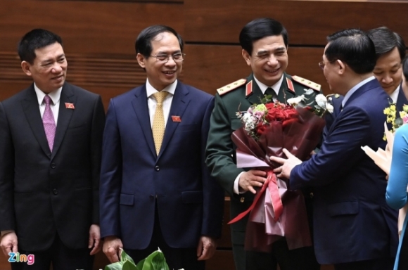 1 Trinh Nhan Su 4 Pho Thu Tuong Va 22 Bo Truong Truong Nganh