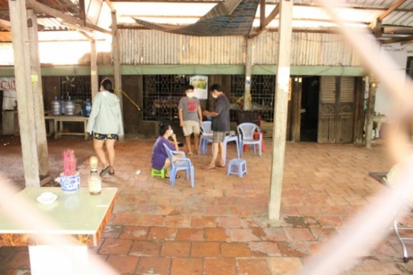 2 Tp Hcm Bao Dong F0 Lang Thang Ngoai Cong Dong