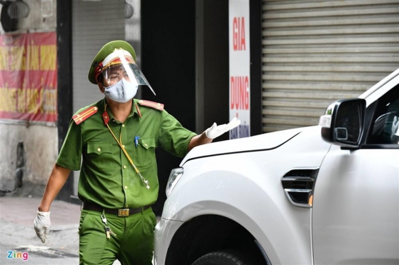 11 Nhieu Chot Kiem Soat Covid 19 O Ha Noi Bi Un U