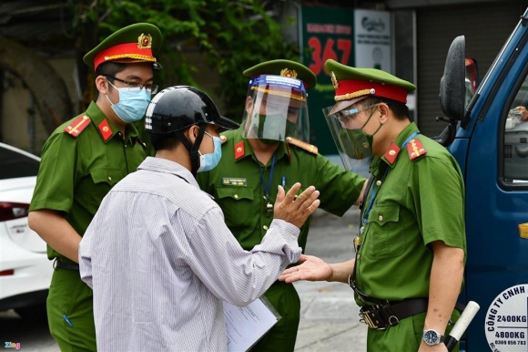 14 Nhieu Chot Kiem Soat Covid 19 O Ha Noi Bi Un U
