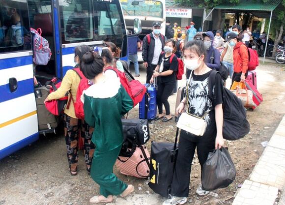 4 Dich Covid 19 Ngay 29 7 Ha Noi Them 39 Ca Tp Tam Ky Tam Dung Mot So Hoat Dong