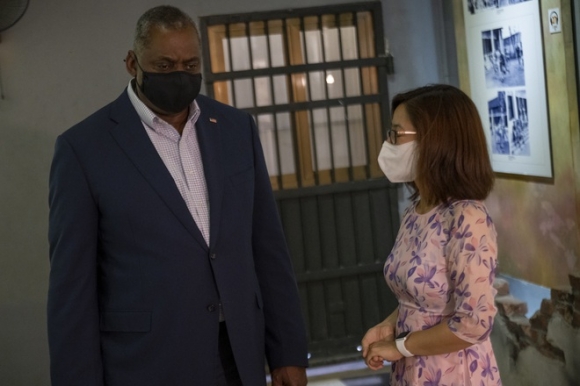 5 Bo Truong Quoc Phong My Tham Nha Tu Hoa Lo