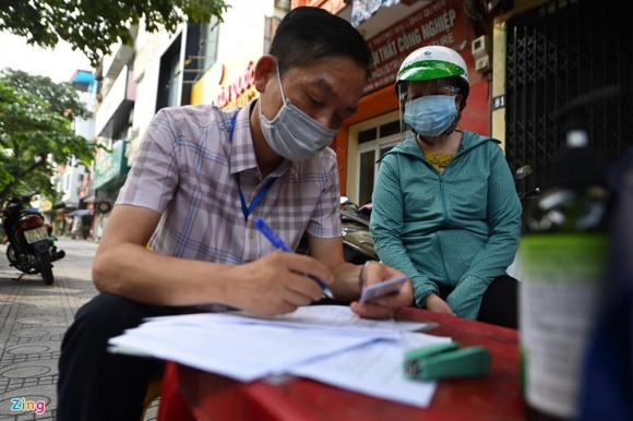 6 Nhieu Chot Kiem Soat Covid 19 O Ha Noi Bi Un U