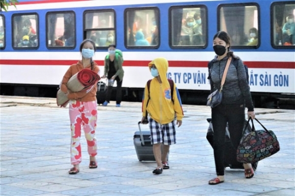 1 Ha Tinh Phat Hien Nhieu Nguoi Mac Covid 19 Ve Tu Tphcm