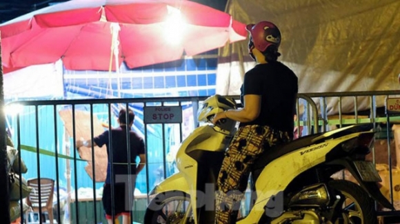 10 Hinh Anh Ha Noi Phong Toa Cho Long Bien Do Lien Quan Ca Mac Covid 19