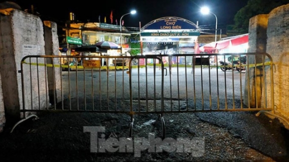 14 Hinh Anh Ha Noi Phong Toa Cho Long Bien Do Lien Quan Ca Mac Covid 19