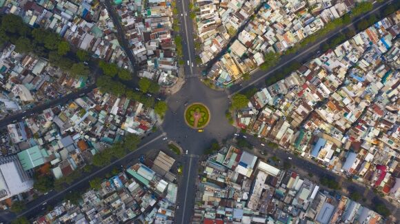 17 Duong Pho Tphcm Khac La Thoi Khoi Bui Ket Xe Va Khi Gian Cach