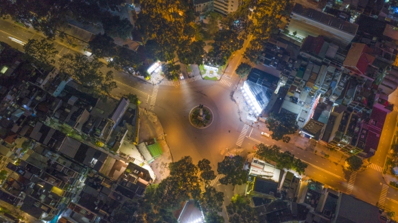 20 Duong Pho Tphcm Khac La Thoi Khoi Bui Ket Xe Va Khi Gian Cach