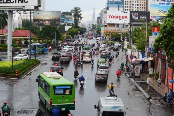 23 Duong Pho Tphcm Khac La Thoi Khoi Bui Ket Xe Va Khi Gian Cach