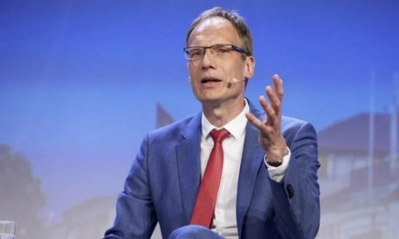 6 Truyen Thong Quoc Te Giam Doc Dieu Hanh Vinfast Toan Cau Tung Keo Opel Tu Vuc Tham Nhung Voi Vinfast Con Nhieu Dieu Phai Lam