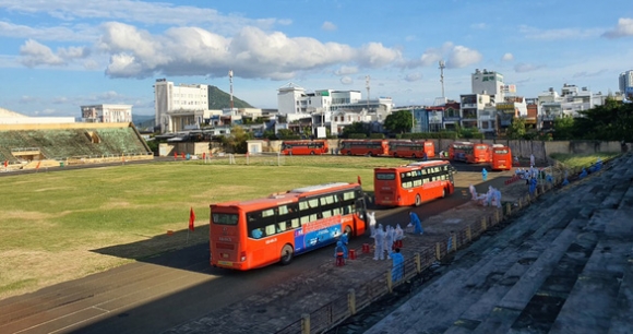 1 Phu Yen Tang Luong Xe Cho Dan Tu Tphcm Ve Moi Dot 600 Nguoi