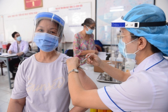 1 Tu Hom Nay 3 8 Tphcm Vao Dot Tiem Thu 6 Chua Dung Vac Xin Sinopharm