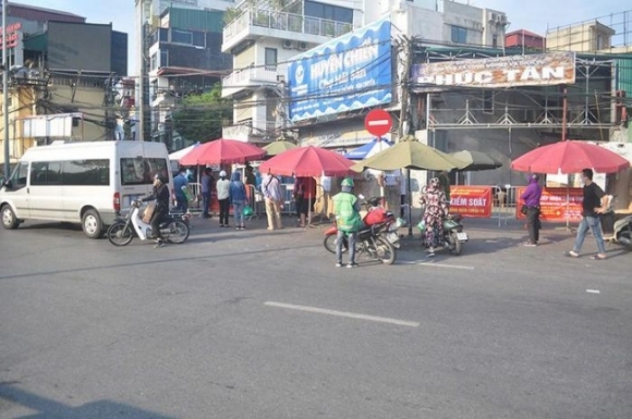 2 Ha Noi Trien Khai 12 Bien Phap Khan Cap Phong Chong Dich Covid 19