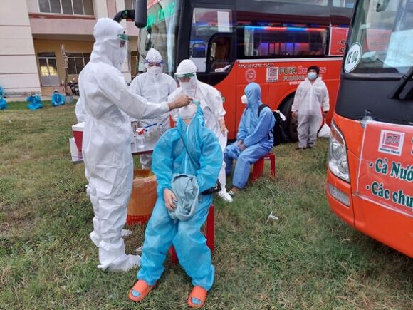 2 Phu Yen Tang Luong Xe Cho Dan Tu Tphcm Ve Moi Dot 600 Nguoi