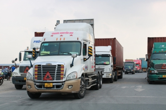 2 Tai Xe Chen Chuc Xet Nghiem Pcr Tai Cua Ngo Hai Phong