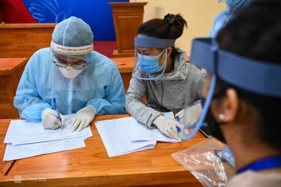 1 Ha Noi Them 19 Ca Nghi Covid 19