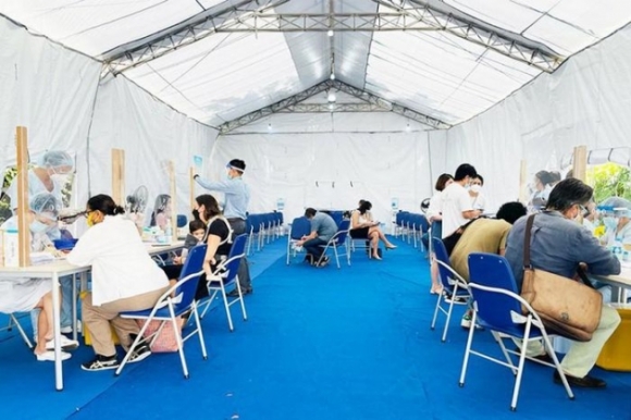 1 Tiem Dich Vu Vaccine Ngua Covid 19 Duoc Khong