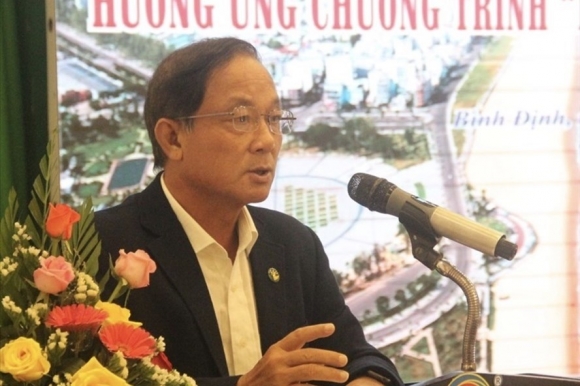 1 Dinh Chi Cong Tac Giam Doc So Du Lich Binh Dinh Choi Golf Khi Tinh Gian Cach Xa Hoi