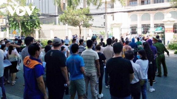 1 Mot Tinh Nguyen Vien Tai Diem Tiem Vaccine La F0 Gan 1000 Nguoi Phai Di Xet Nghiem