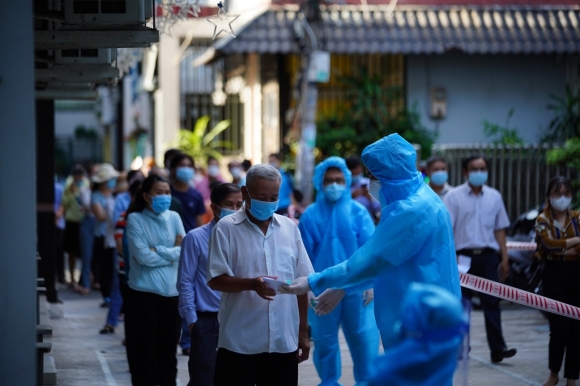 1 Toi 78 Them 3540 Ca Mac Covid 19 Ca Ngay Tang Len 7334 Ca Tphcm Van Chiem Da So