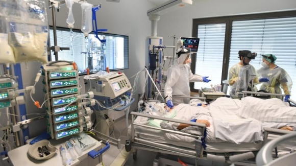 1 Bi Ghi Nhan 7 Ca Tu Vong Do Bien The O Colombia Du Da Tiem Vaccine Day Du