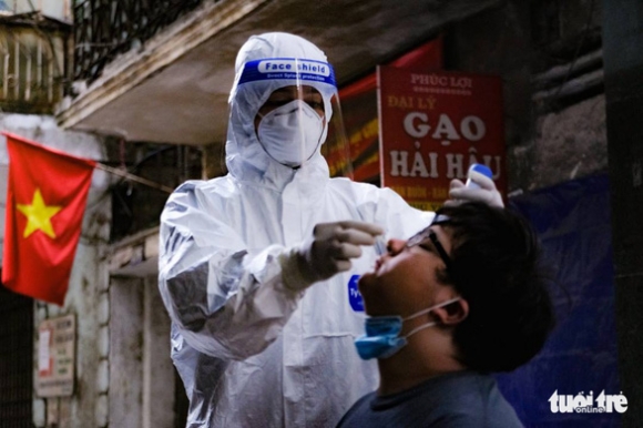 1 Ha Noi Them 13 Ca Covid 19 Moi Quan Hai Ba Trung Lam Kho Thu Tuc Di Duong