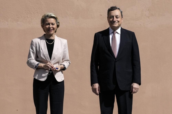 1 Ti Le Tiem Vac Xin Covid 19 O Chau Au Vuot My