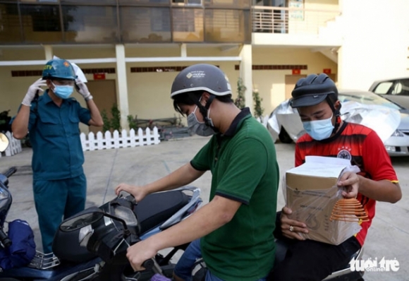 5 Tram Lang Tren Chuyen Xe Dua Tro Cot Dong Bao Mat Vi Covid 19 Ve Nha