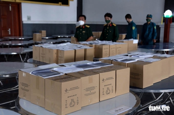 6 Tram Lang Tren Chuyen Xe Dua Tro Cot Dong Bao Mat Vi Covid 19 Ve Nha