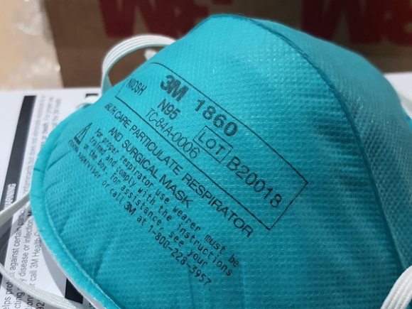 1 Canh Bao Y Bac Si Bi Lay Covid 19 Vi Khau Trang Dom Nha Tai Tro Nen Tim Hieu Ky Khi Mua Tang