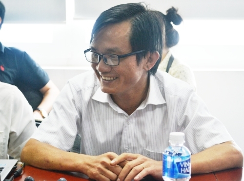 1 Xu Phat 2 Facebooker Dang Tin Vu Bac Si Khoa Rut Ong Tho