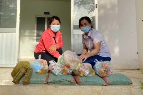 2 Nu Ho Ly Cham Soc Benh Nhan F0 Trong Nha Khong Con Can Gao