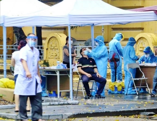 1 Ha Noi Phat Hien 18 Truong Hop Duong Tinh Voi Sars Cov 2 Thong Qua Xet Nghiem Dien Rong