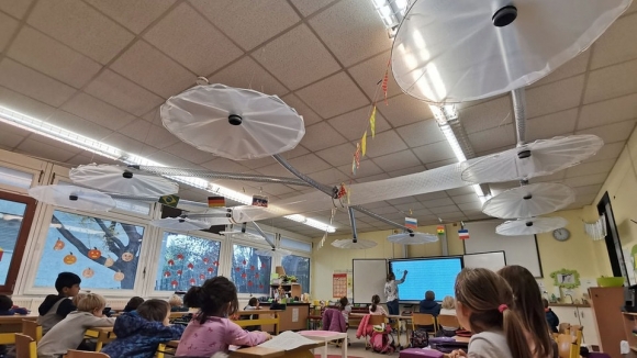 1 Duc Chi 200 Trieu Euro Trang Bi He Thong Loc Khong Khi Trong Truong Hoc