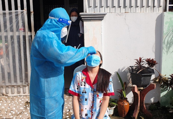 1 Bung Phat O Dich Tai Cong Ty Che Bien Ghe Xuat Khau O Kien Giang