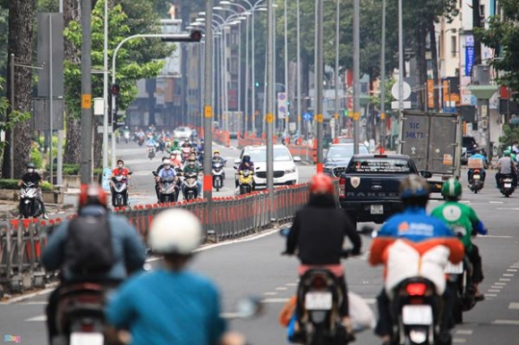 2 Duong Pho Tphcm Dong Duc Gio Cao Diem