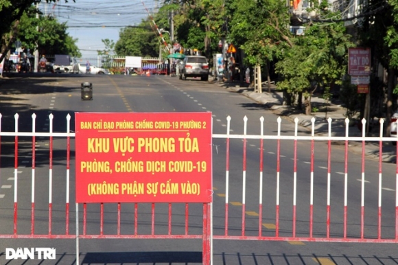 2 Tien Ho Tro Cham Den Tay Nguoi Dan Chu Tich Phu Yen Lien Tuc Don Doc