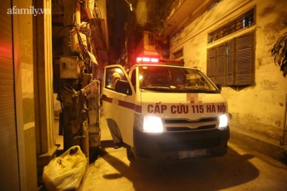 1 Benh Nhan Goi Xe Cap Cuu 115 Nhan Vien Y Te Nhat Quyet Yeu Cau Thanh Toan Bang Tien Mat Roi Moi Cho Vao Vien