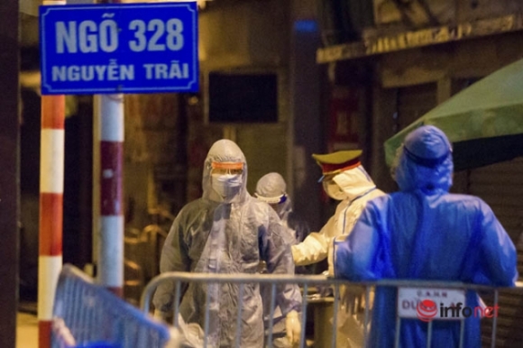 1 Doan Xe Dau Tien Dua Gan 1200 Nguoi Tai O Dich Thanh Xuan Trung Den Khu Cach Ly Tap Trung