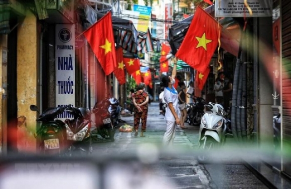 2 Hinh Anh Nhan Dan Thu Do Treo Co Ruc Ro Ky Niem Ngay Quoc Khanh