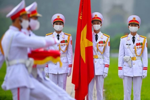 5 Le Thuong Co Mung Quoc Khanh Tai Lang Chu Tich Ho Chi Minh