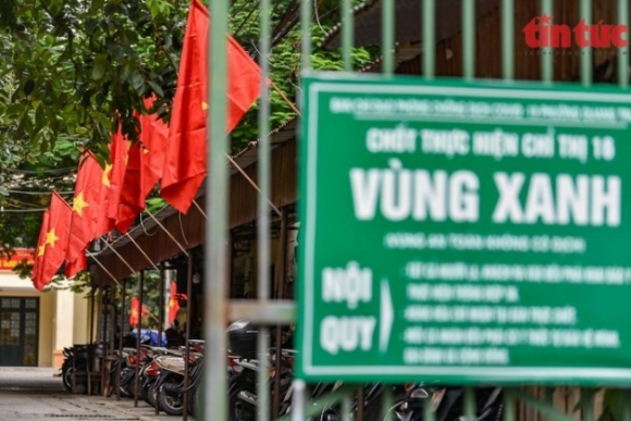 5 Pho Phuong Ha Noi Vang Lang Dep Nao Long Chao Don Ngay Dau Tien Cua Ky Nghi Le