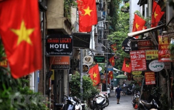 6 Hinh Anh Nhan Dan Thu Do Treo Co Ruc Ro Ky Niem Ngay Quoc Khanh